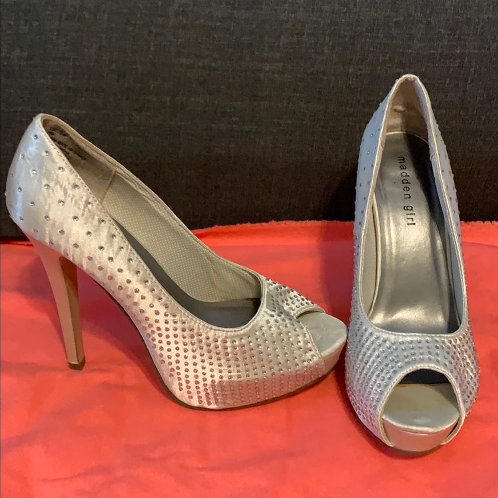 Madden Girl High Heel Shoes size 11